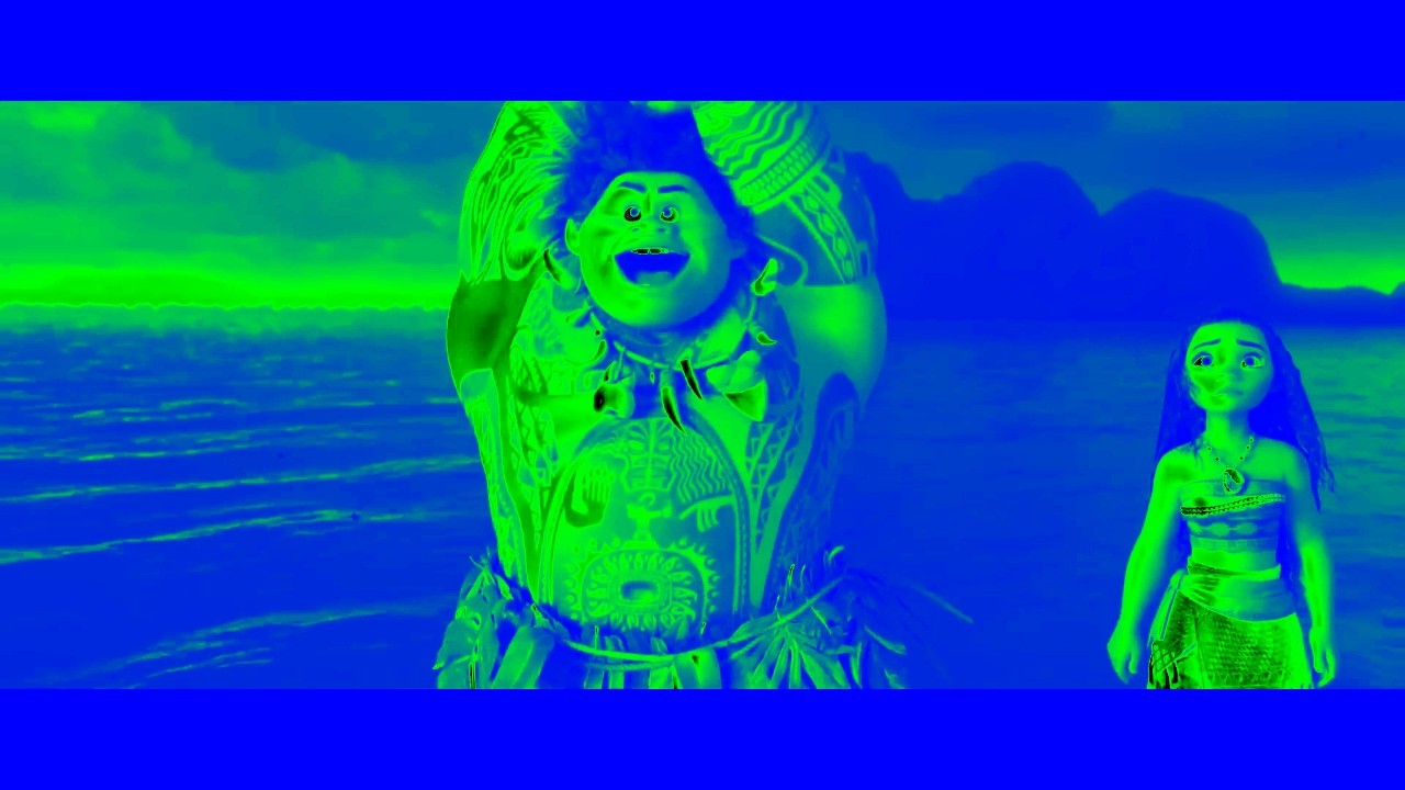 Maui helped Moana lift her boat // Gamavision Csupo Effects