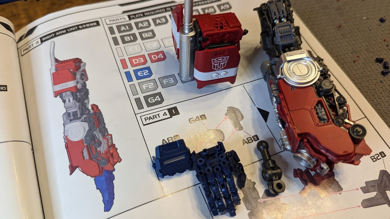 Yolopark's Earth Mode Optimus Prime Build  --- Right Arm Unit Part 4