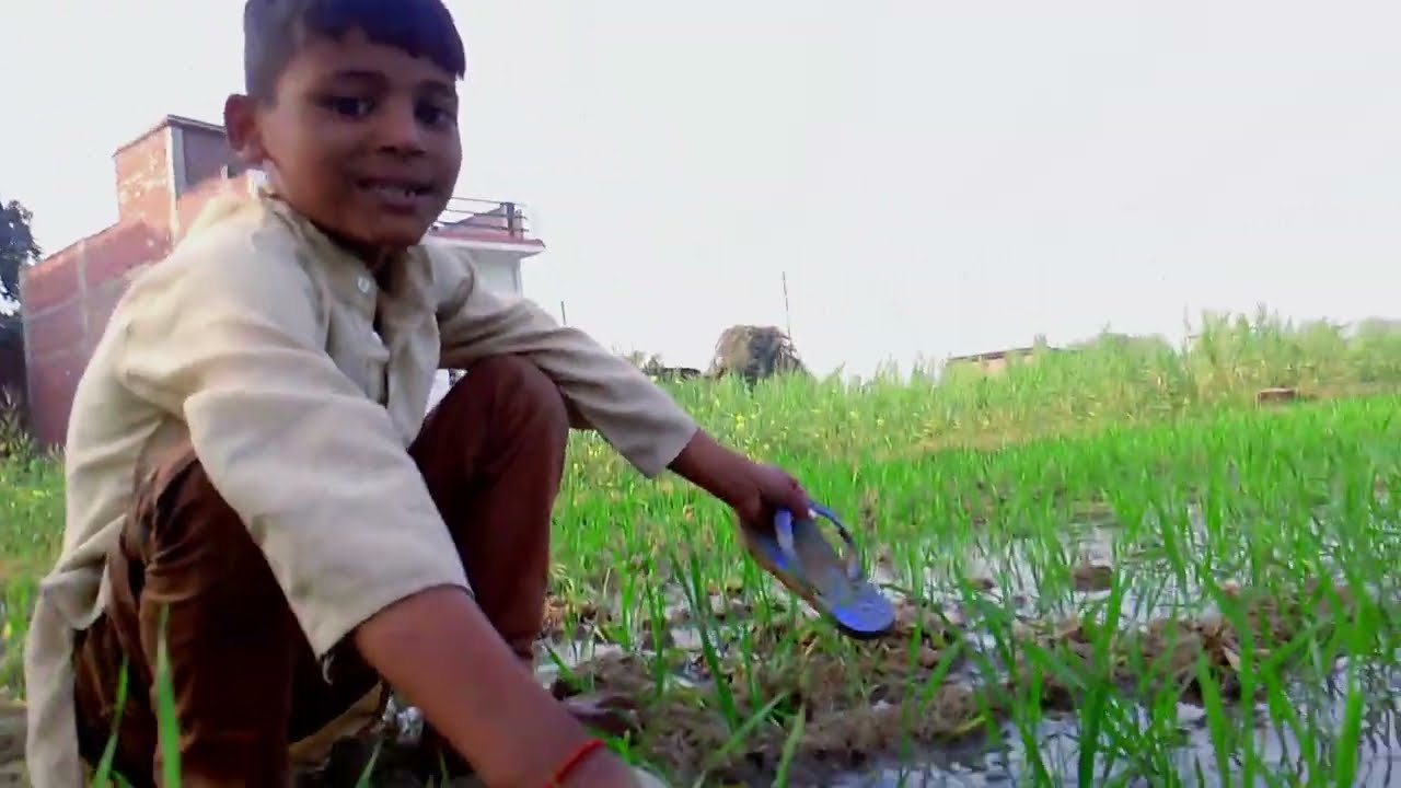 Pani chalate samay Abhinandan ka dost Mil Gaya☺️