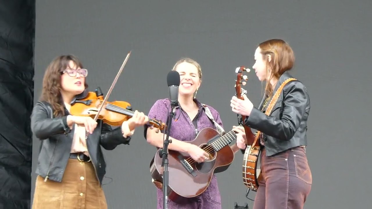 I'm With Her - Crossing Muddy Waters (John Hiatt cover) - 2026 30A Songwriters Festival - 1/17/2026
