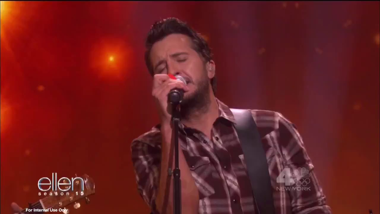 Luke Bryan performs 