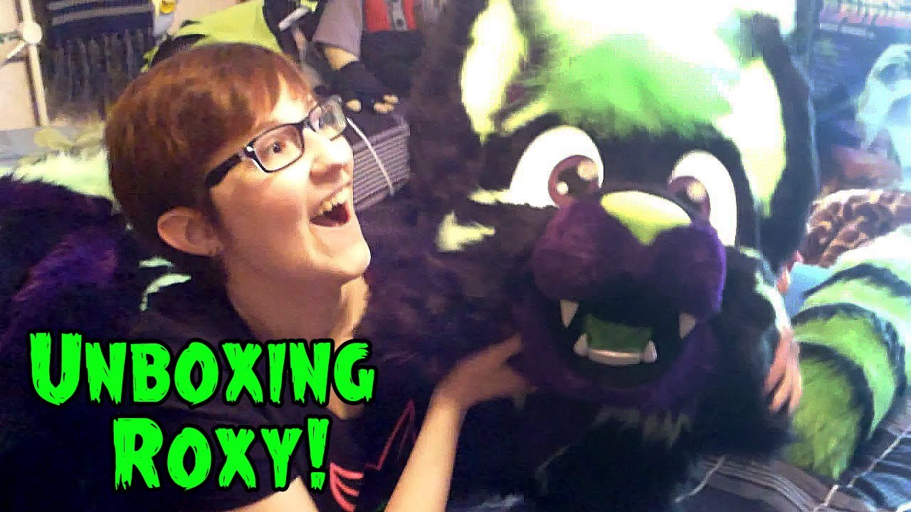 Roxy Unboxing Video!