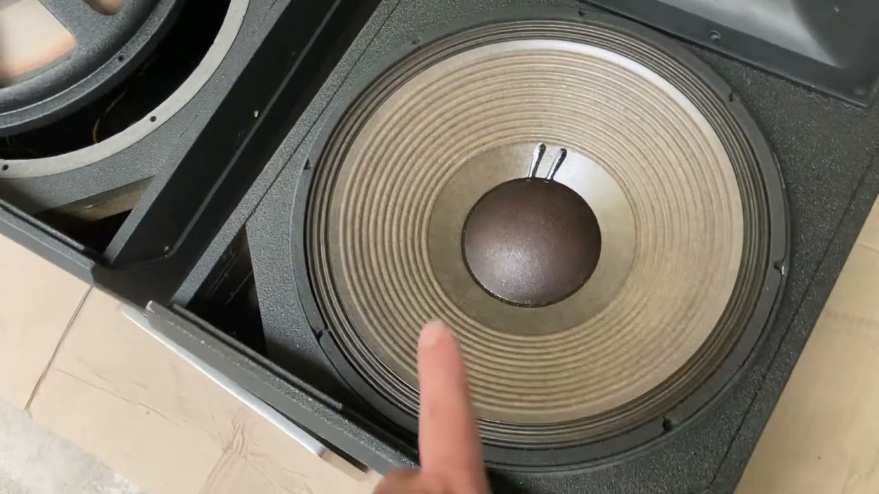 Loa 40 jbl sound power sp215-6 made in usa zin đẹp,giá tốt đầu năm