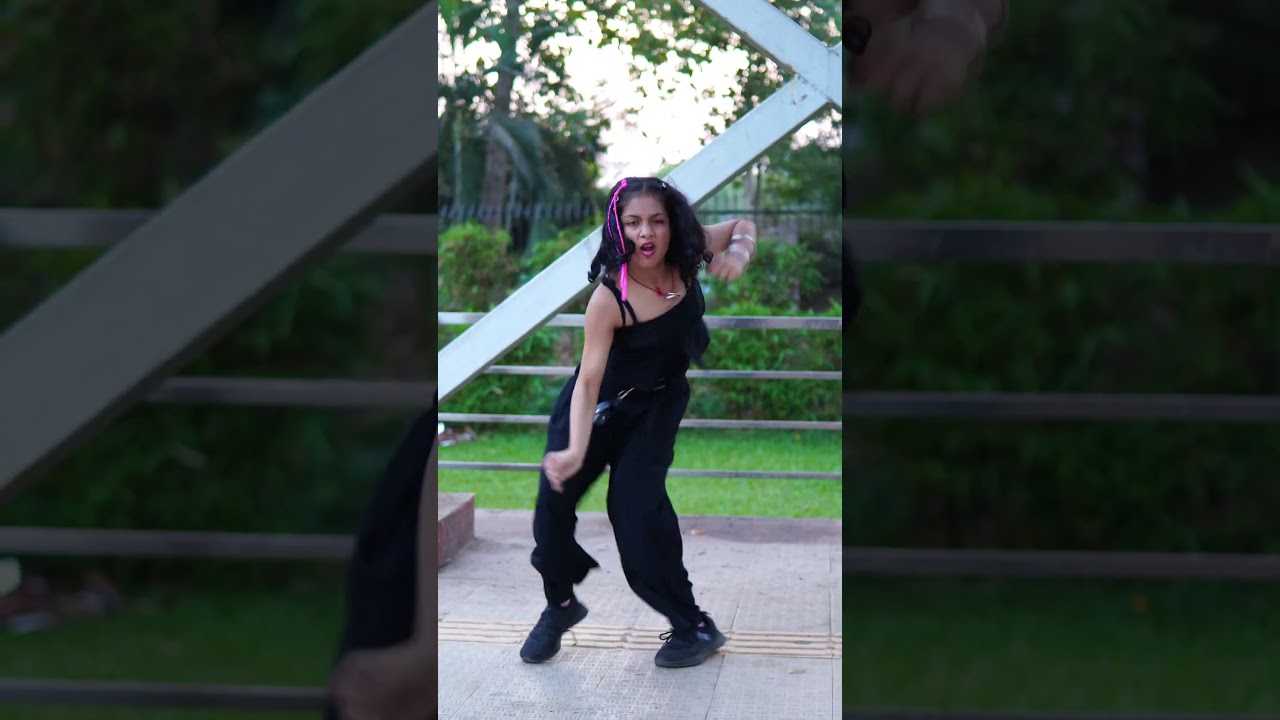 #Yethu #dance #shorts #trending#folksouls #folkart #love #beautiful #ytshorts #aansikapurohit #viral