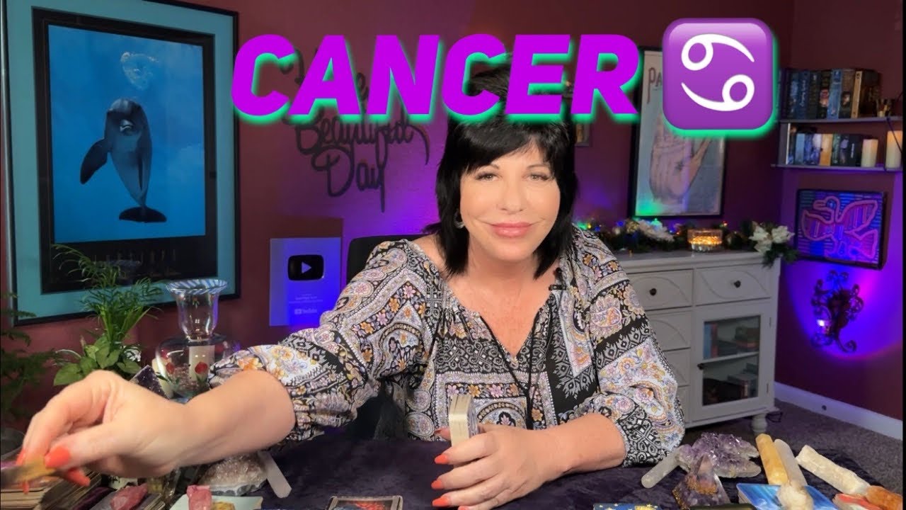 CANCER ♋️ TRUST YOURSELF ON THIS ONE!! YES, SOMETHING BEAUTIFUL IS GETTING READY TO FLOURISH 🌟