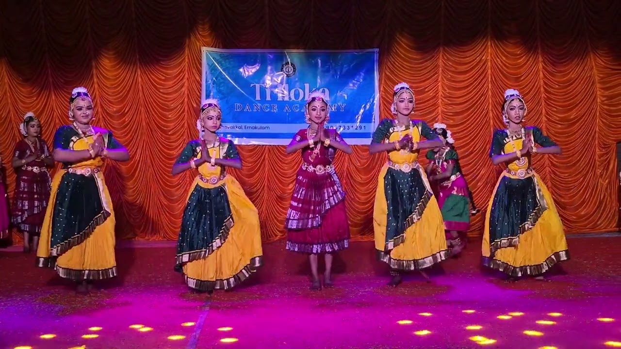 Harivarasanam & Mangalam Dance by Triloka Dance Academy Thevakkal Ernakulam 