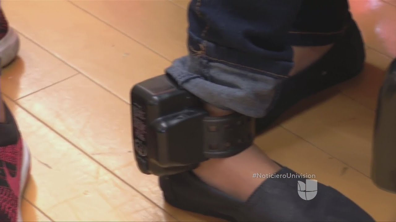 El polémico uso de grilletes en inmigrantes indocumentados