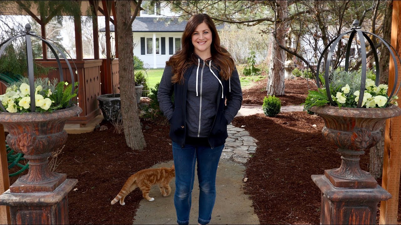 Early Spring Garden Tour! 🌳🌲🌿// Garden Answer