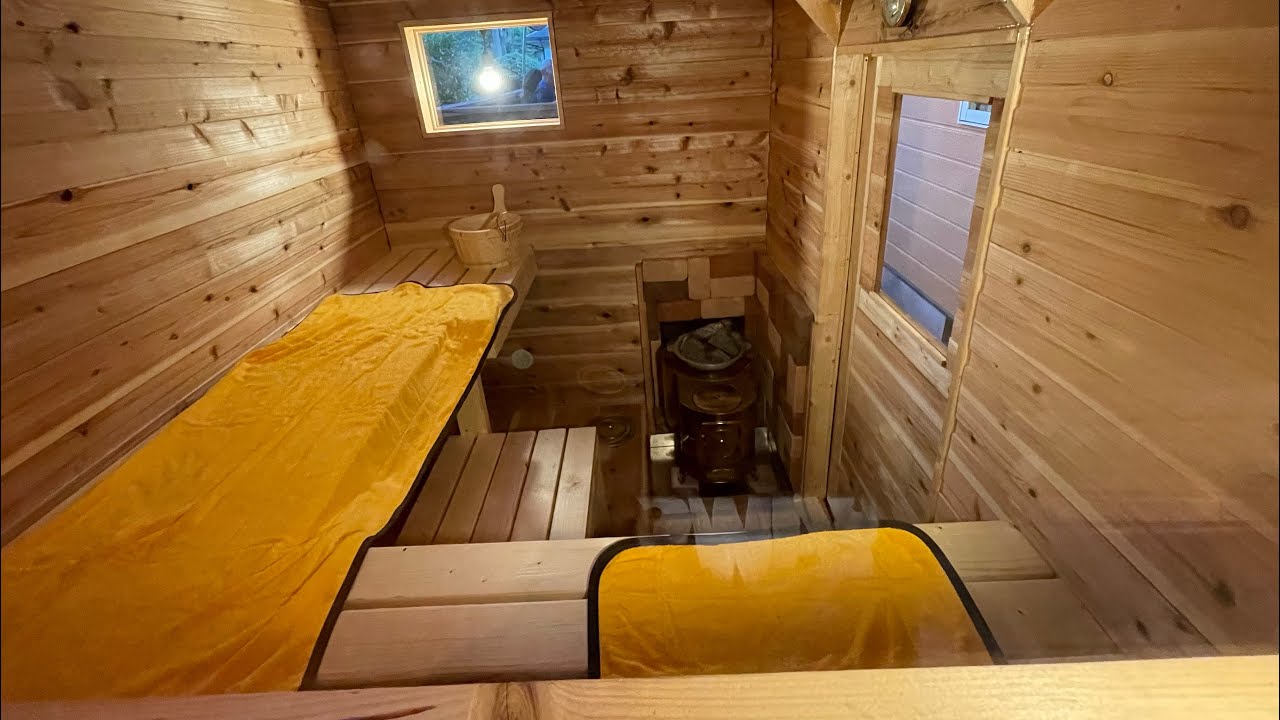 父がDIYでサウナ小屋に挑戦