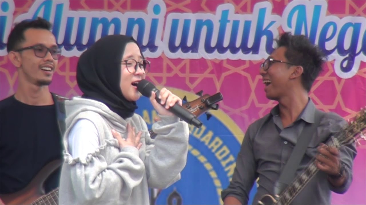 YA MAULANA NISSA SABYAN GAMBUS LIVE IN ATTAQWA + LYRIC (Subtitle)