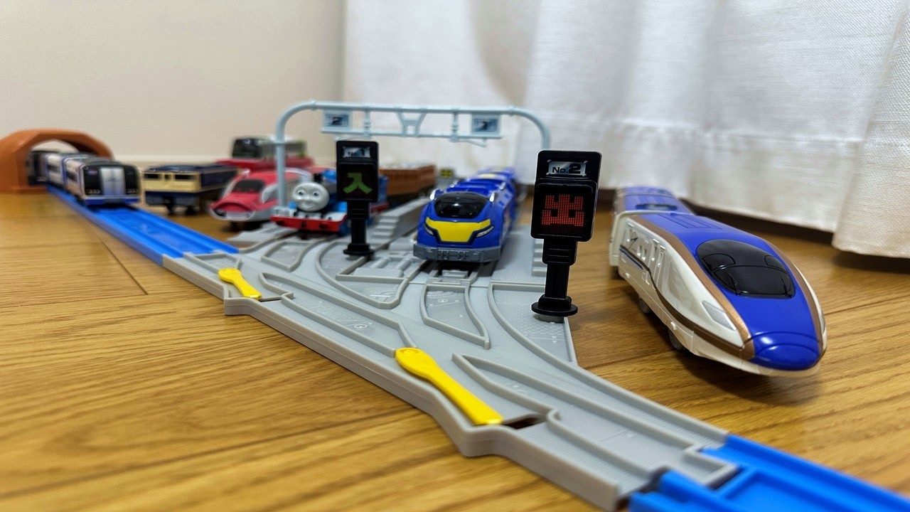 プラレール☆きかんしゃトーマス＆かかやき＆モノレール