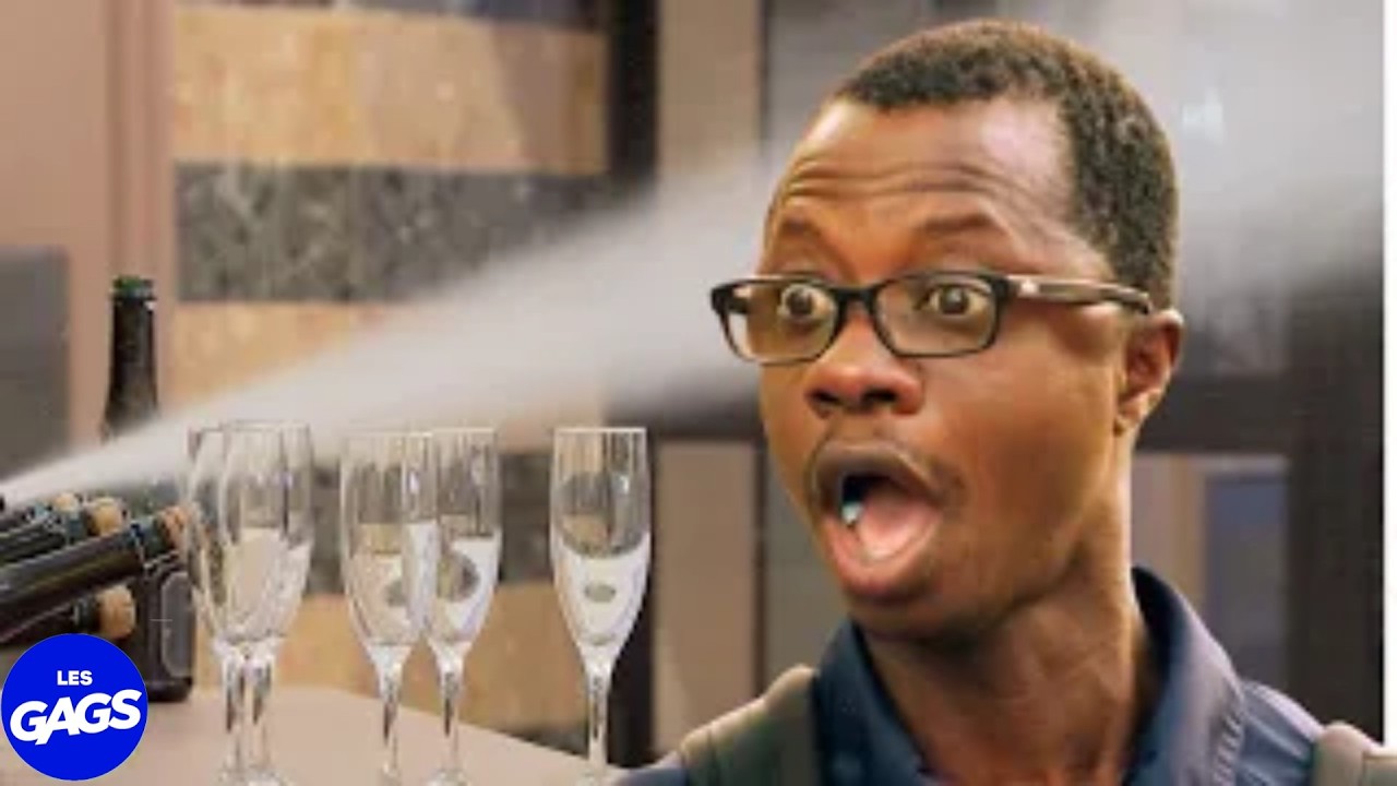 Ils sont tous remplies de champagne | Juste Pour Rire Les Gags
