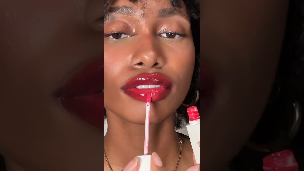 These long lasting lip stains thou 😮&zwj;💨😍 Trying Fenty&rsquo;s Poutsicle glossy + hydrating lip stains 🫦