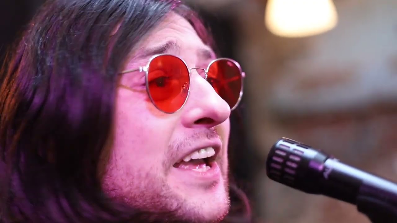 Martha - Baby, Does Your Heart Sink? (official music video)