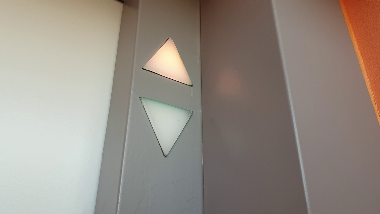 Aufzugstour im Gebäude P auf dem Campus Nord der TU Dortmund