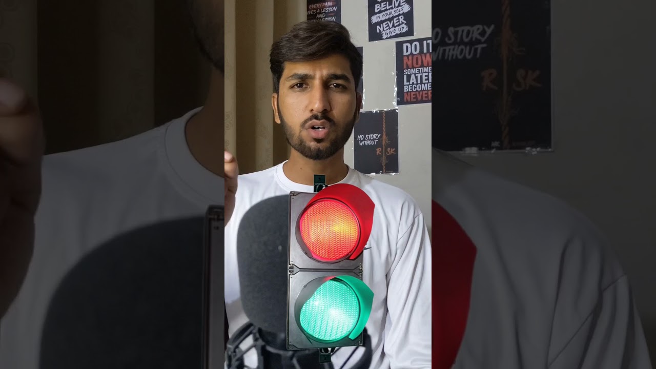 The World’s First Traffic Signal | History of Traffic Lights 🚦 