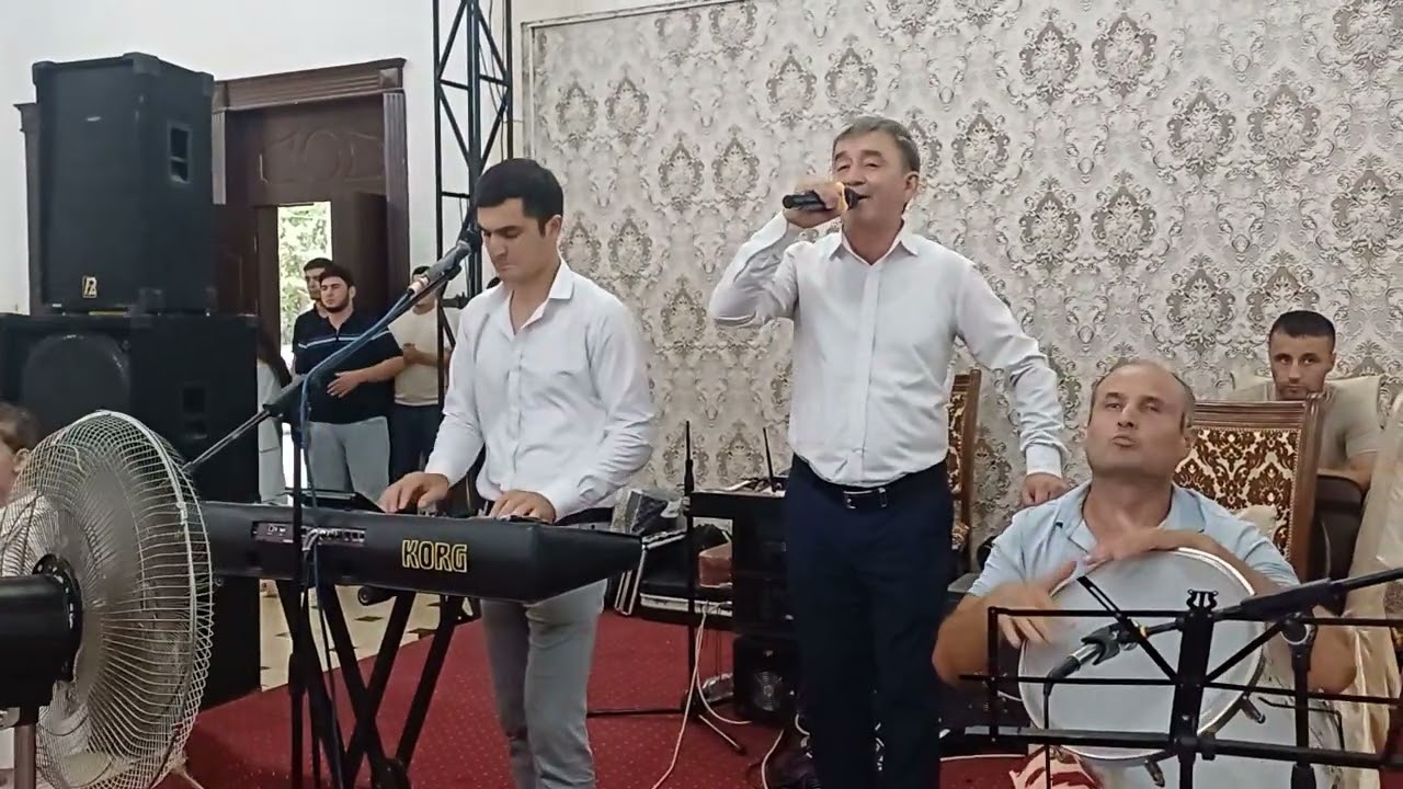 Usto ustoyi sartarosh