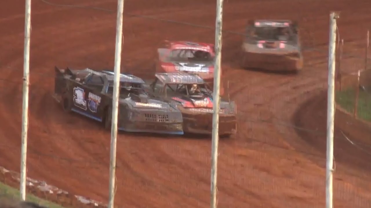 modified street at Winder Barrow speedway July 4th 2020