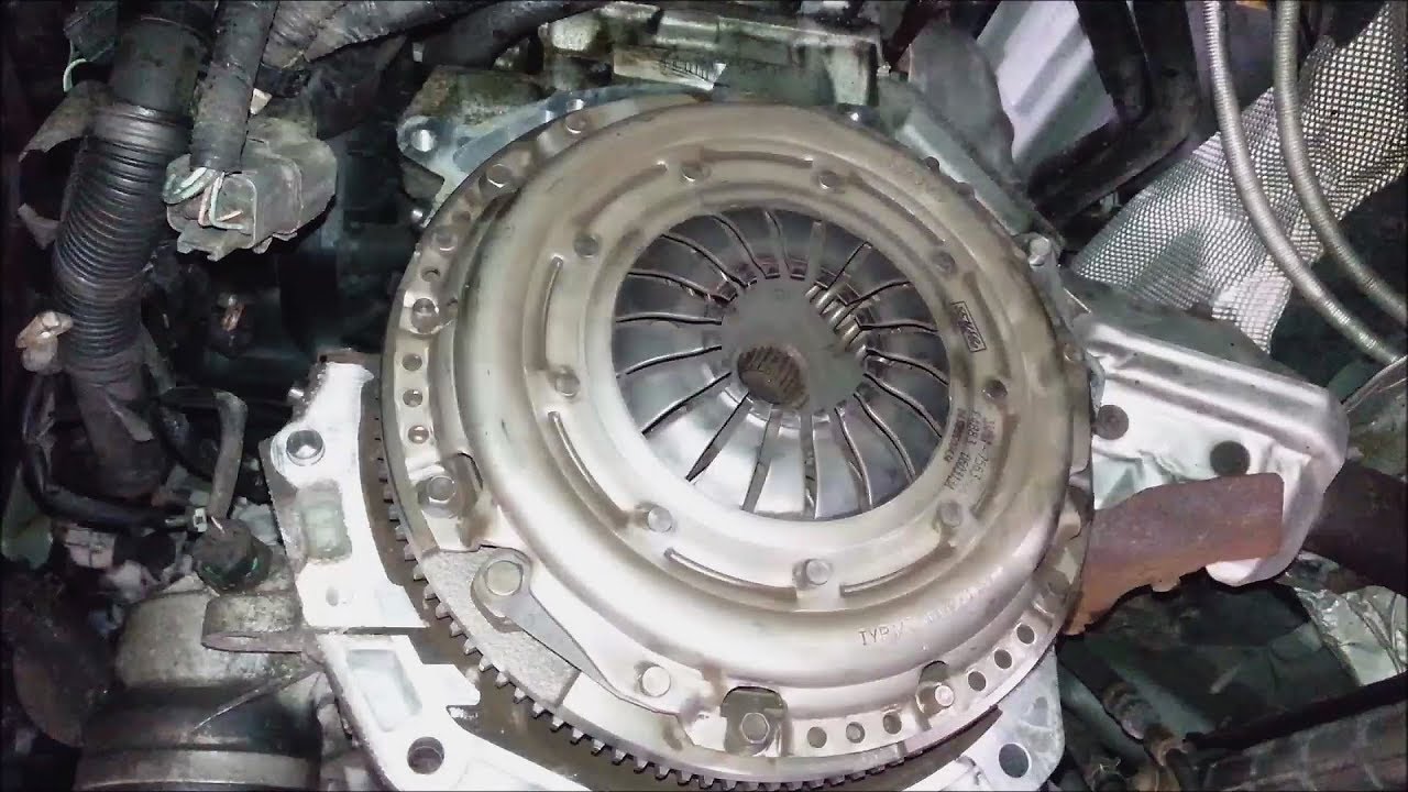 2004-2014 Mazda3 2.3L clutch rear main seal job