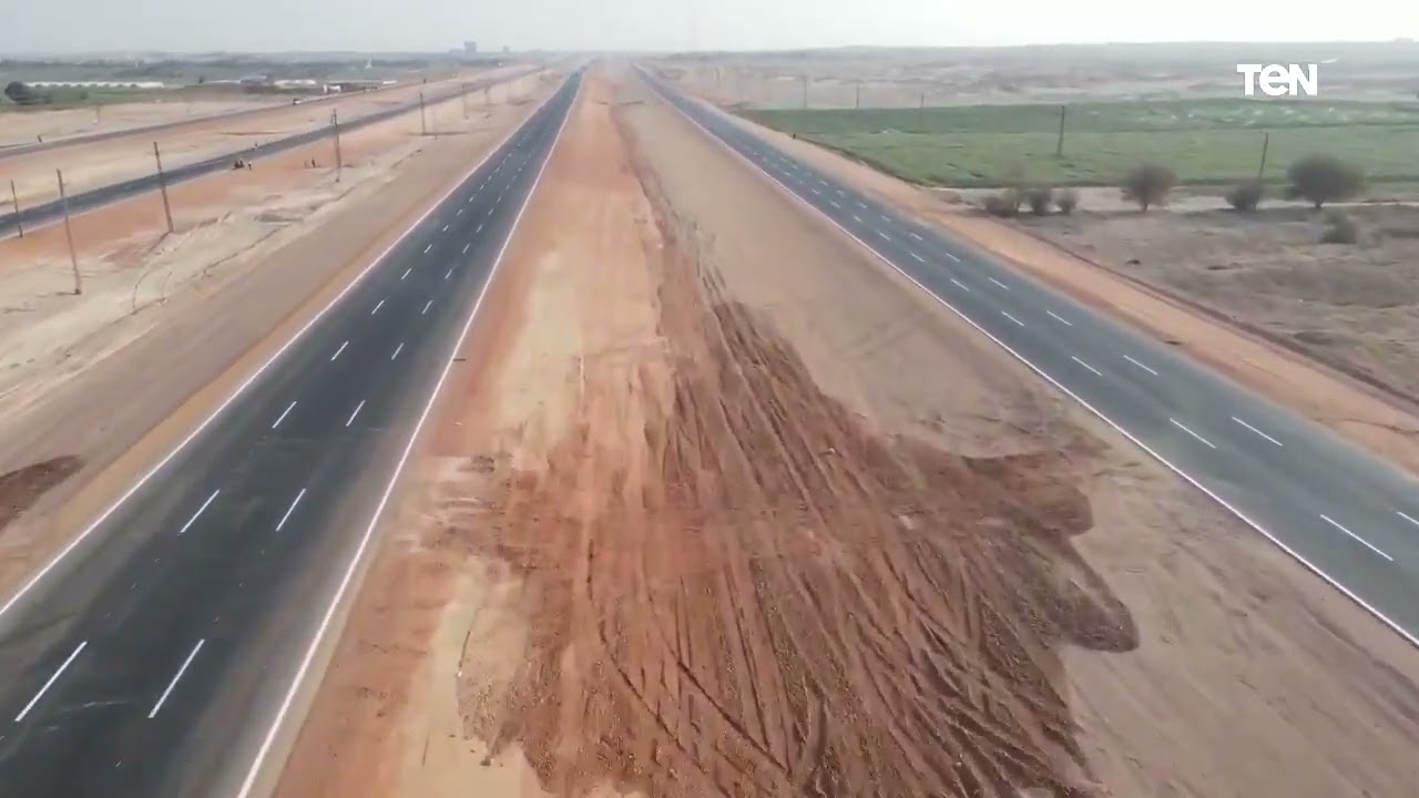 طريق الصعيد الصحراوي الغربي في المسافة من ديروط حتى القوصية