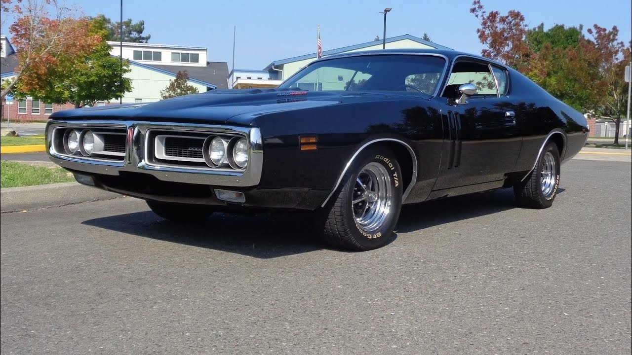 1971 Dodge Charger R/T 440 in Black & Ride on My Car Story with Lou Costabile