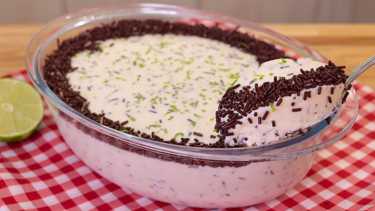 SOBREMESA RÁPIDA, FÁCIL E SEM GELATINA DE DIA DAS MÃES! | MOÇA GELADA DE LIMÃO NA TRAVESSA
