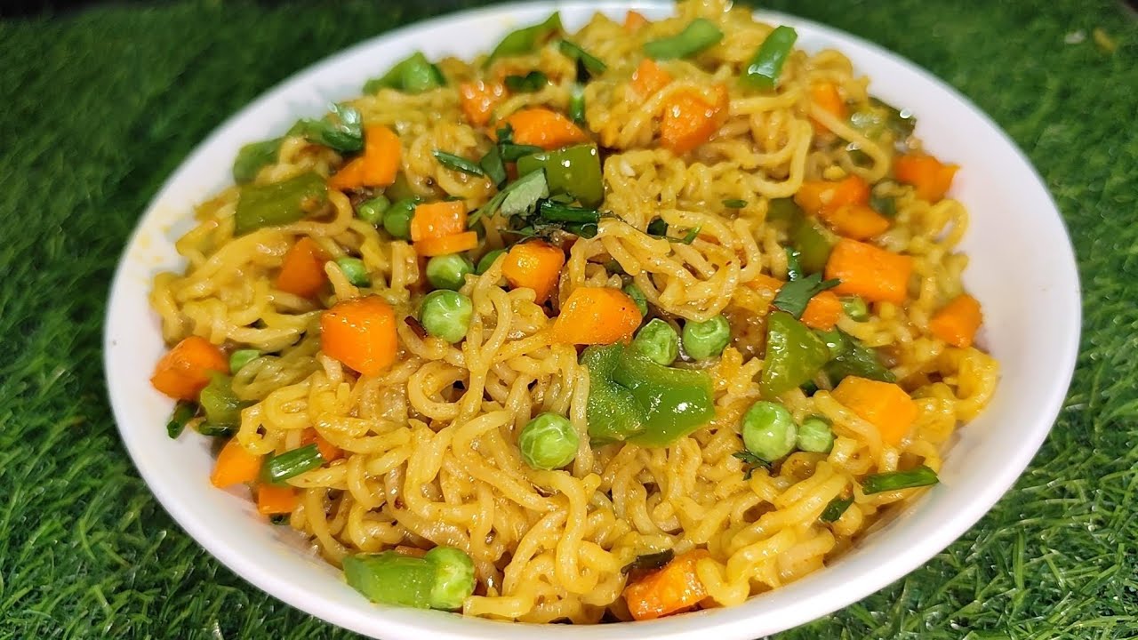 Indian Style Meggie Recipe|Desi Style Maggie Recipe|Veggies Maggie Recipe|🍜