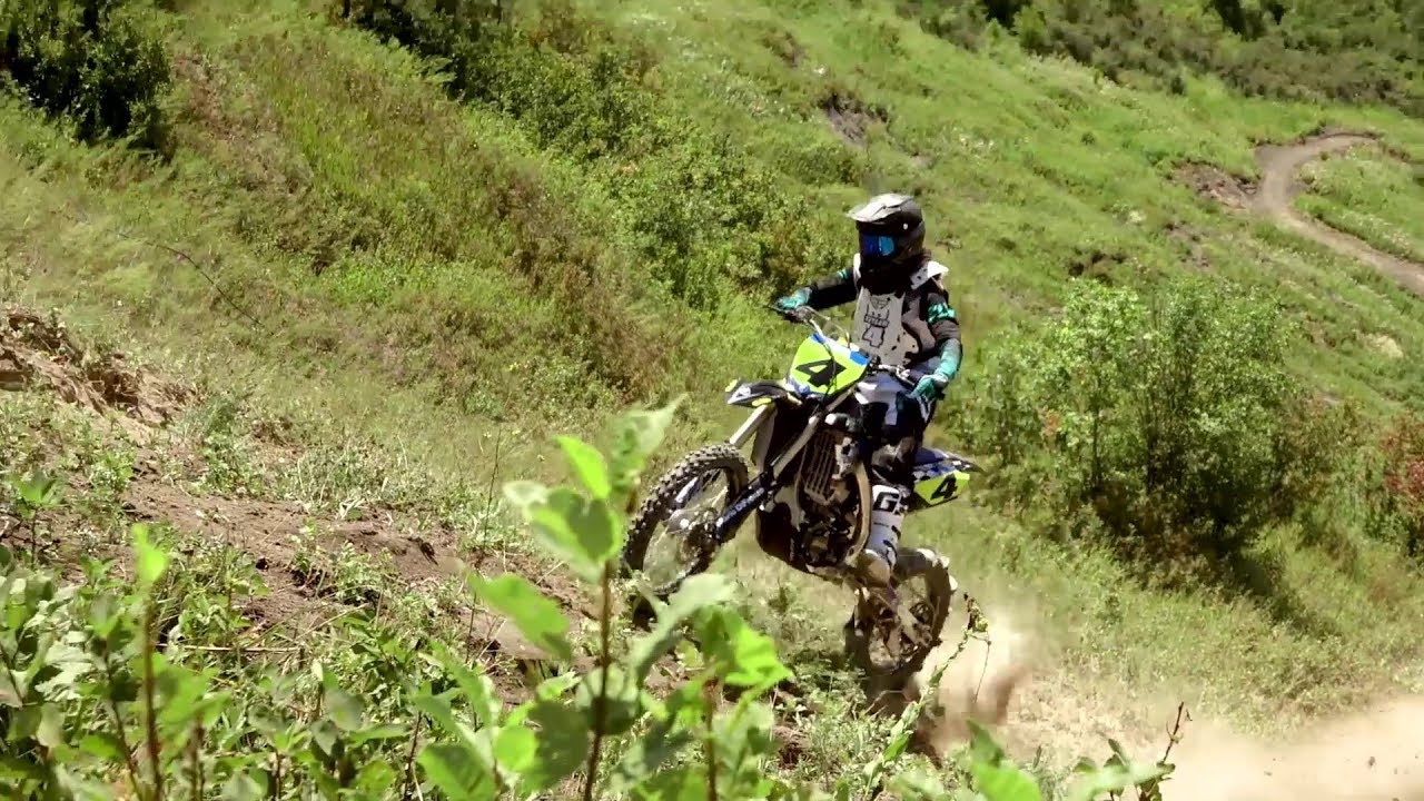 GNARLY HILLCLIMB in North Dakota on Suzuki 1200