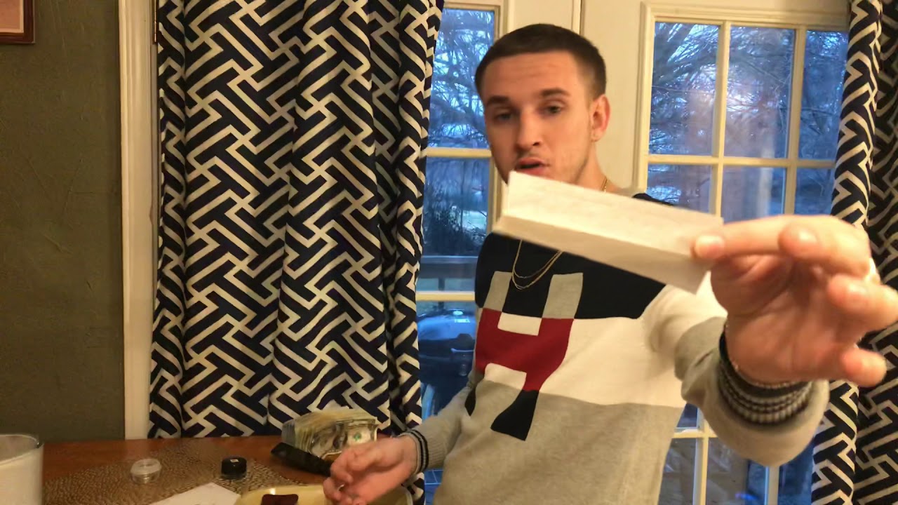 How to roll a king size raw paper joint in less then 2 minutes