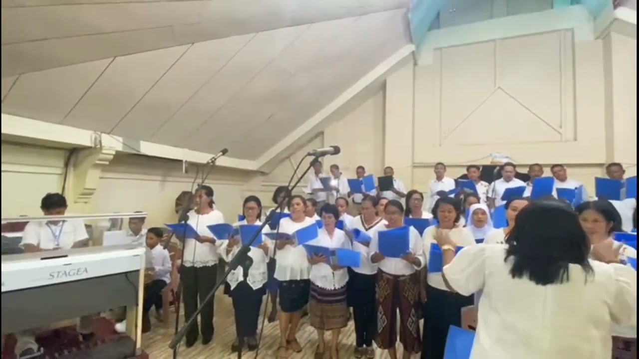 CINTA KRISTUS HADIR DI TENGAH KITA (Karya: Yosef Uran,  Jr)