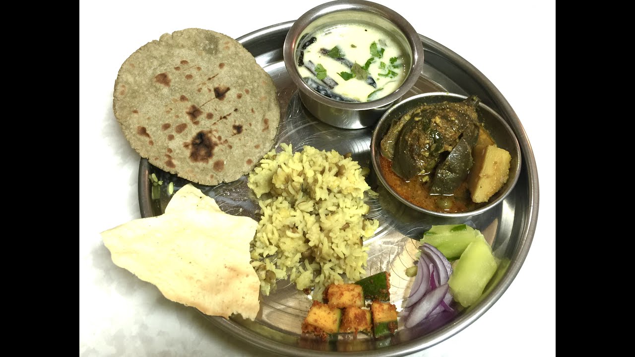 Complete Gujarati Thali Episode 2 | Khichdi, Kadhi, Bajra Roti, Ringan Ravaiya