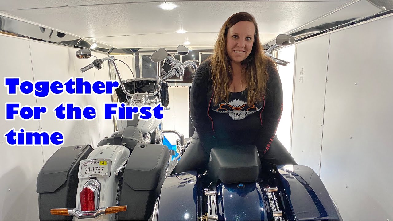 The Roadking and the Deluxe in the trailer for the first time!