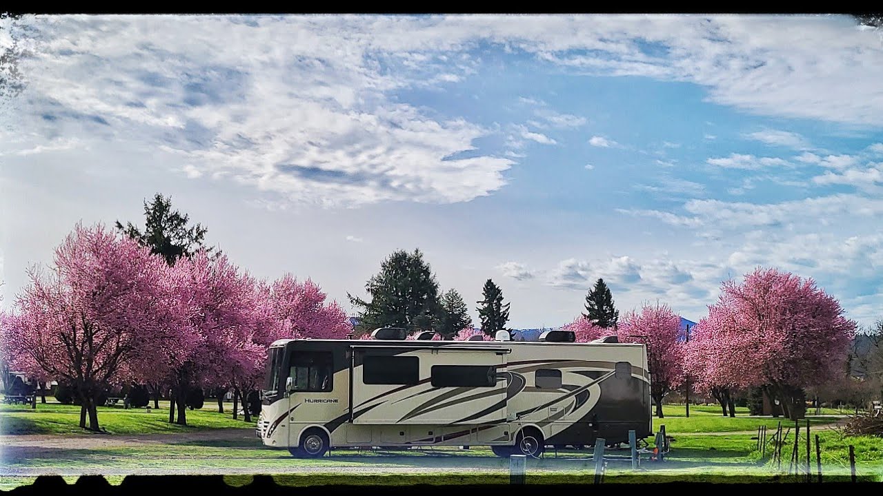 Weekend getaway to Maple Grove RV Resort KM Resort ©️