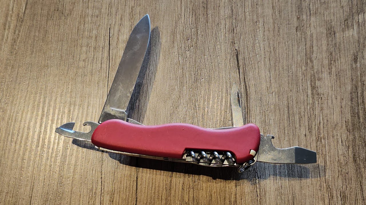 VICTORINOX PICKNICKER - Der große Bruder vom Spartan: warum haben 111er Modelle keine kleine Klinge?