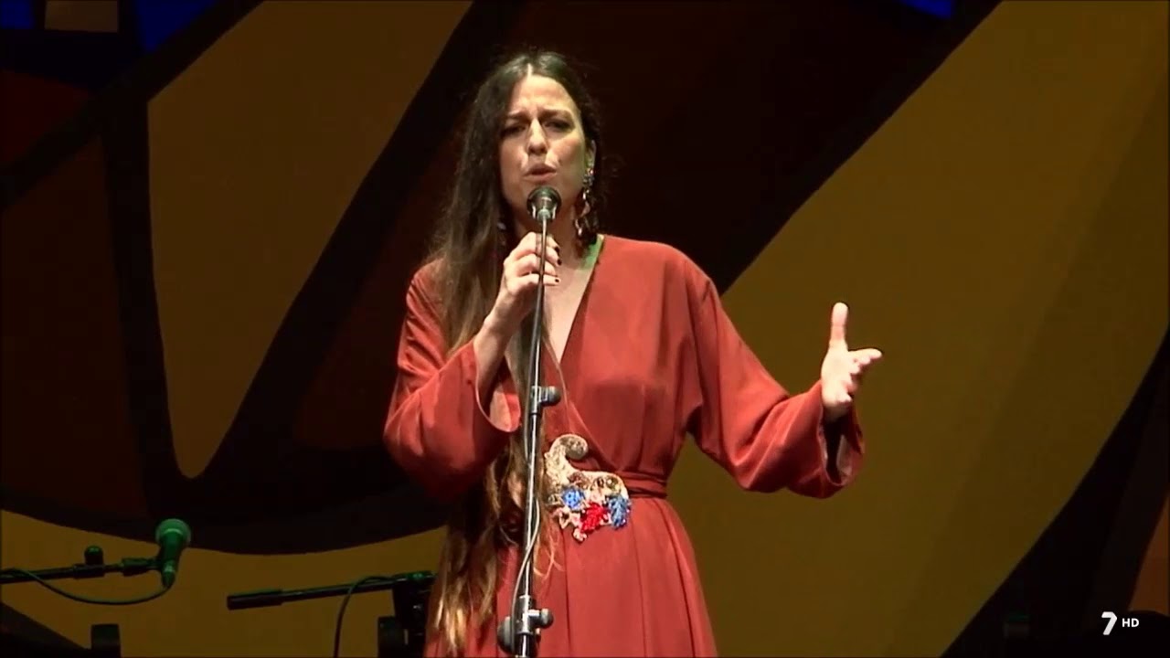 Marisa Valle en directo en el Festival Intermacional del Cante de Las Minas