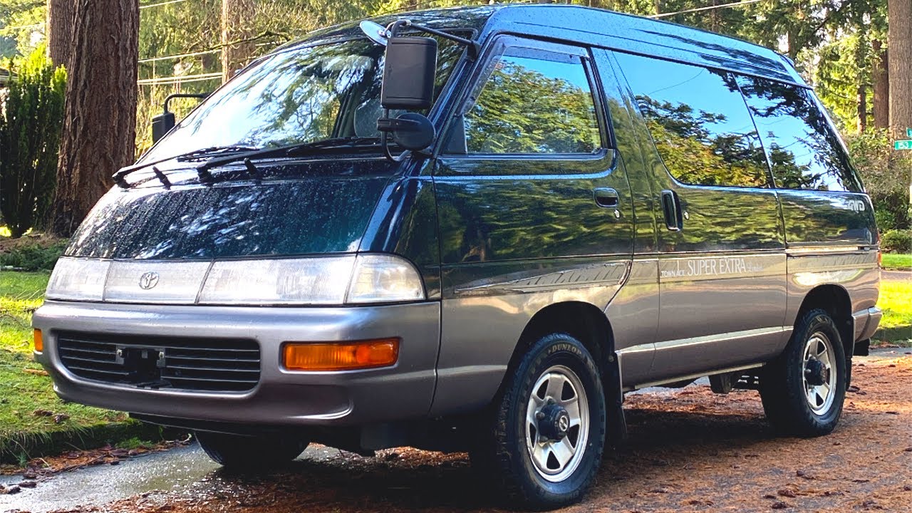 This 1996 Toyota Townace Super Extra Limited is an Underrated 4WD 5-Speed JDM Van