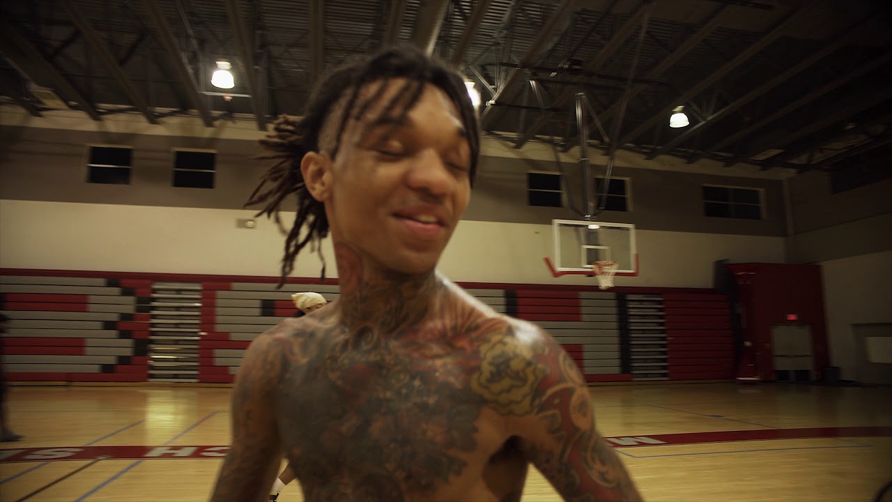 Tory Lanez pulls up on Swae Lee & DJ Stevie J to play basketball!