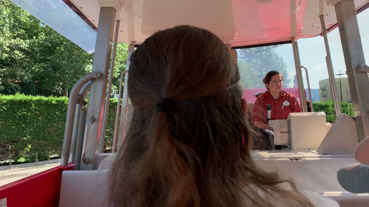 Disneyland Paris - Studio Tram Tour: Behind the Magic