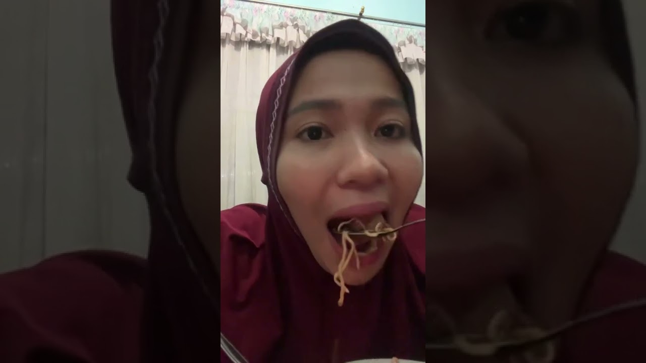 Bakso solo, sebelum bobo makan bakso🤤no diet2😅 #videoshorts  #shorts  #iramun  #shortsvideo