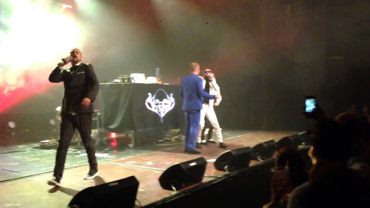 Klovner i kamp - Valsen (Live) // Uka i Ås // Aud. Max.