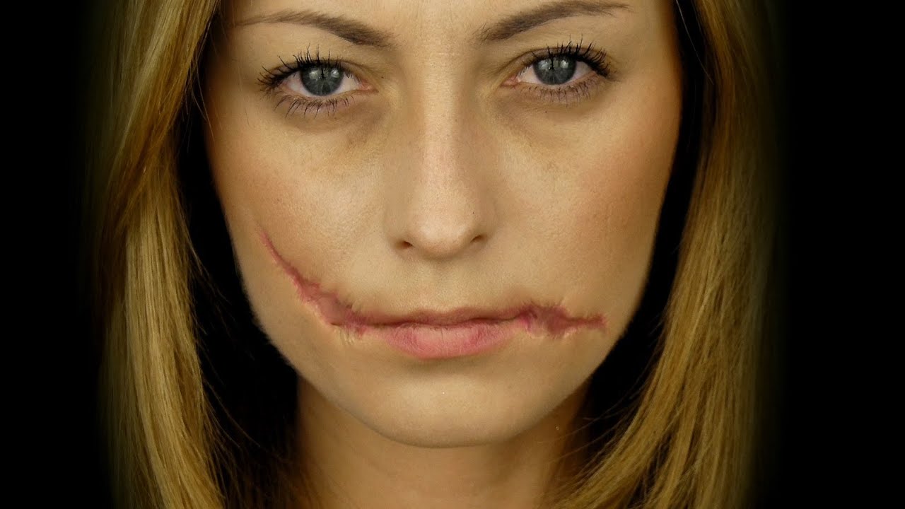 Easy Ripped Mouth Makeup for Halloween