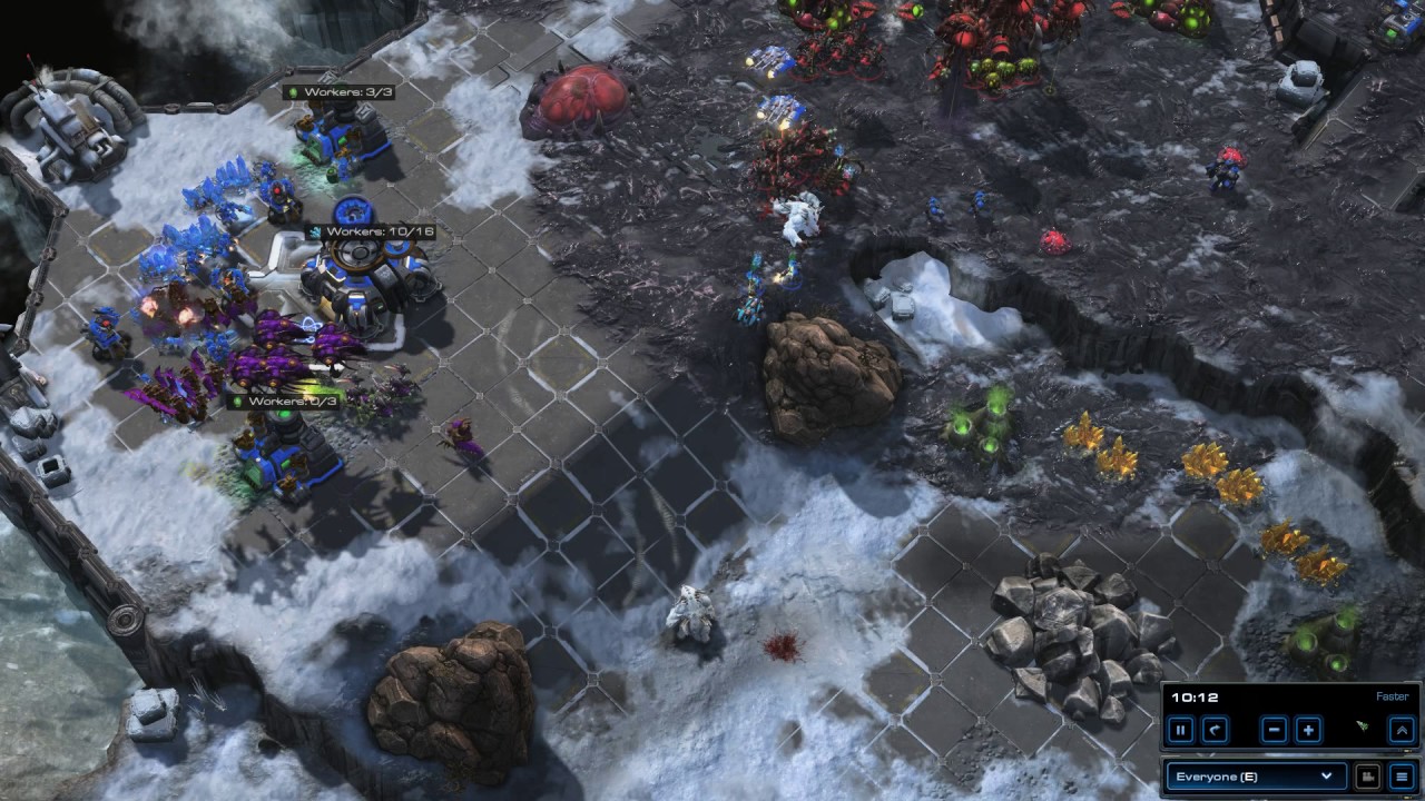Mutalisk PASS by on the other side of Terran.