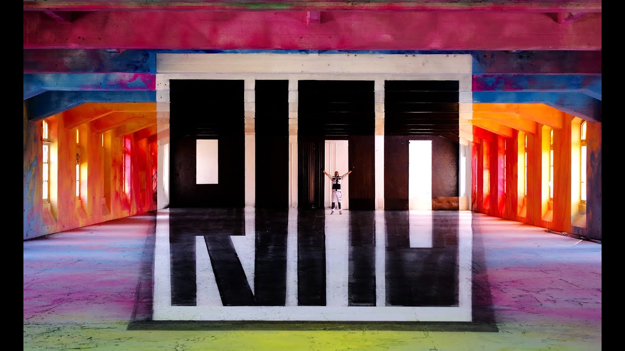 WORLD RECORD ANAMORPHIC LETTERS