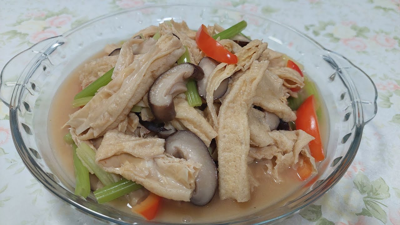 Masakan hongkong vegetarian kembang tahu dan jamur@liyamenul