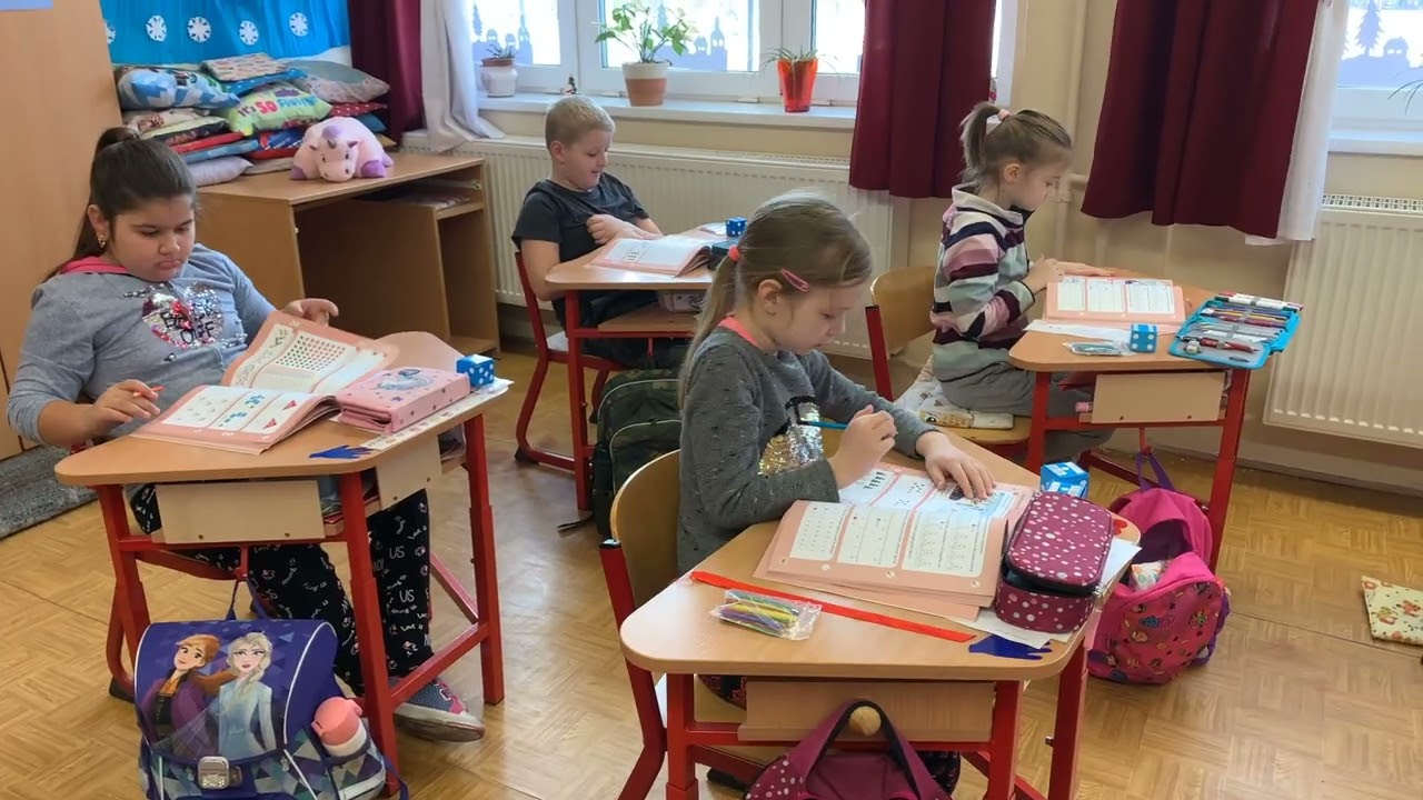 Igazgatónk az iskolánkról