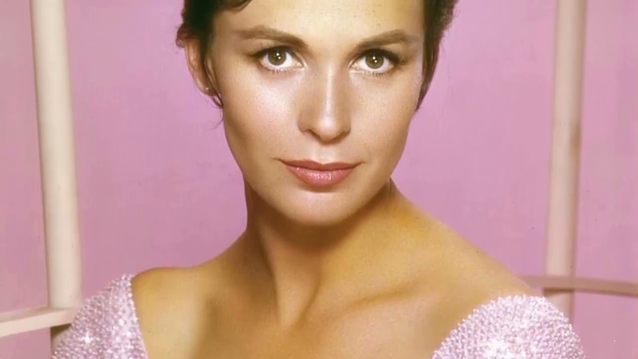 A look at the life of Claire Bloom