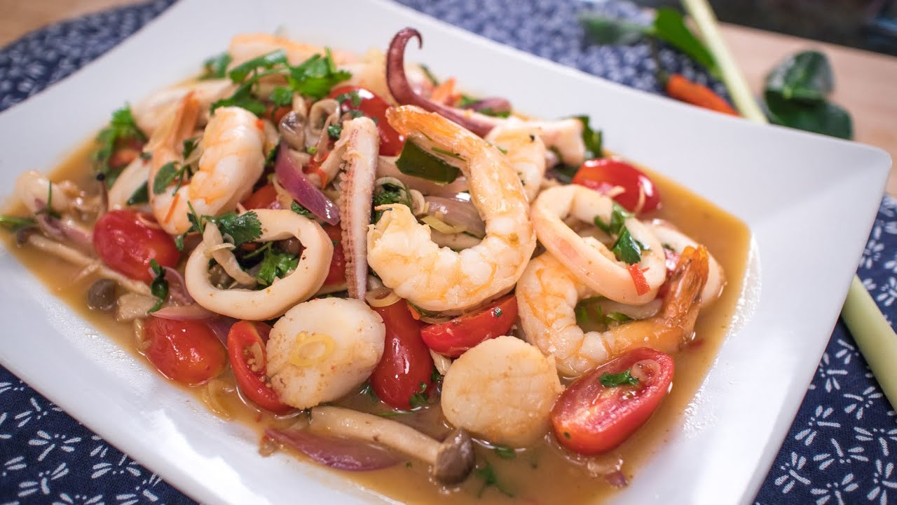 Dry Tom Yum Recipe ต้มยำแห้งทะเล | Thai Recipes