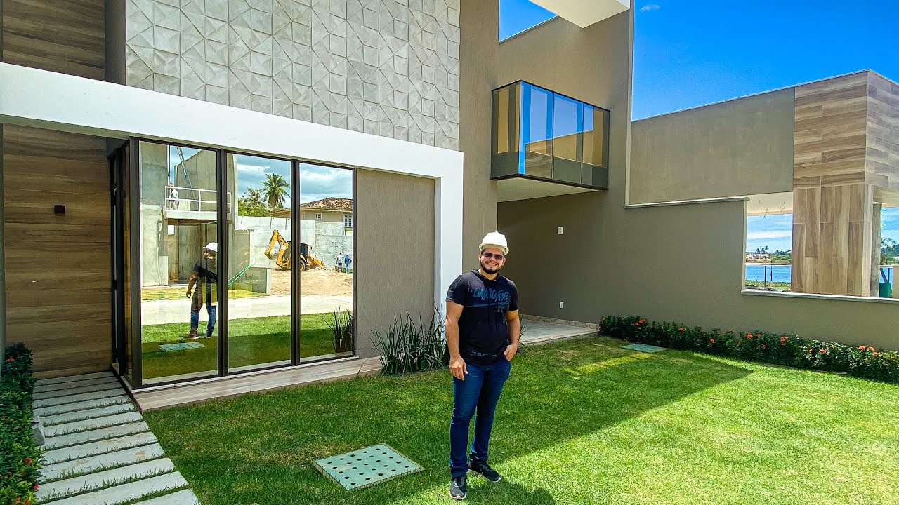 Casa em condom&iacute;nio as margens de uma lagoa