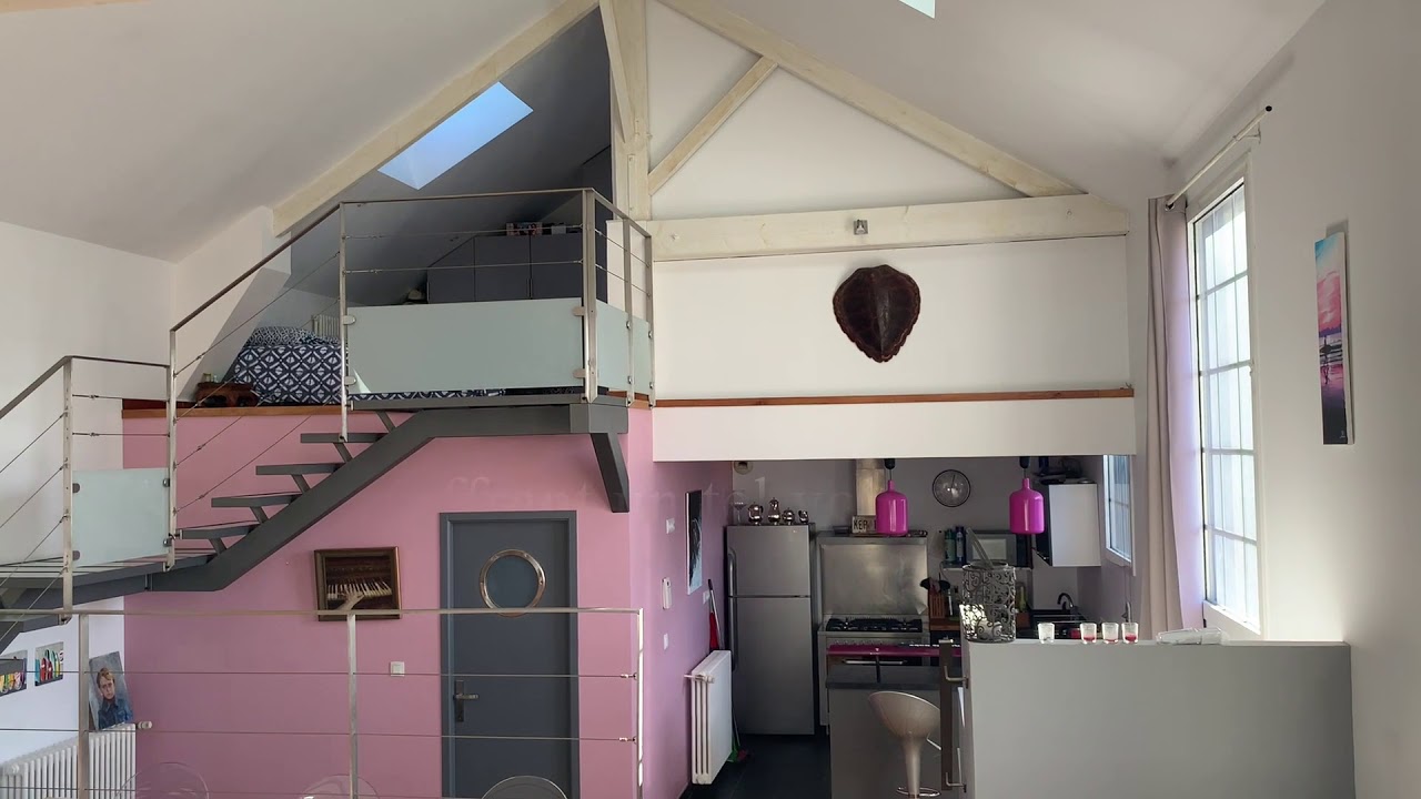 Maison type loft située à 2 pas du centre ville de SAINT GILLES CROIX DE VIE en VENDEE (Ref 11383)