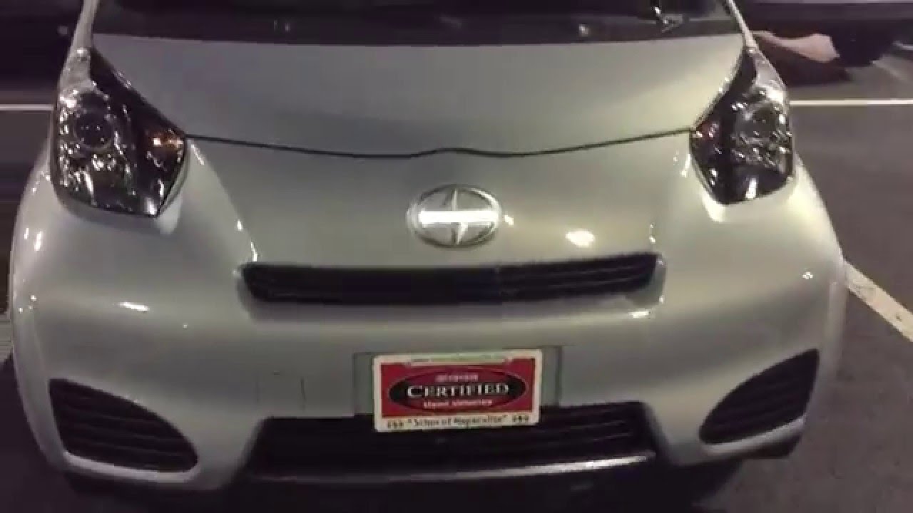 2014 Scion 10 series iQ start up and walk around